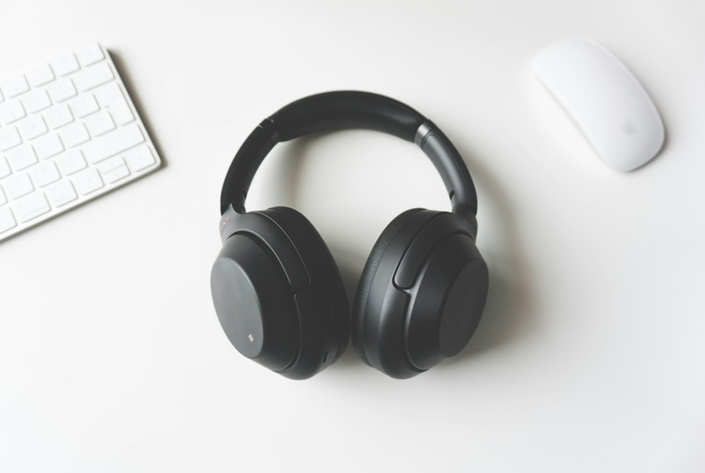 Headphone Sony WH-1000XM5